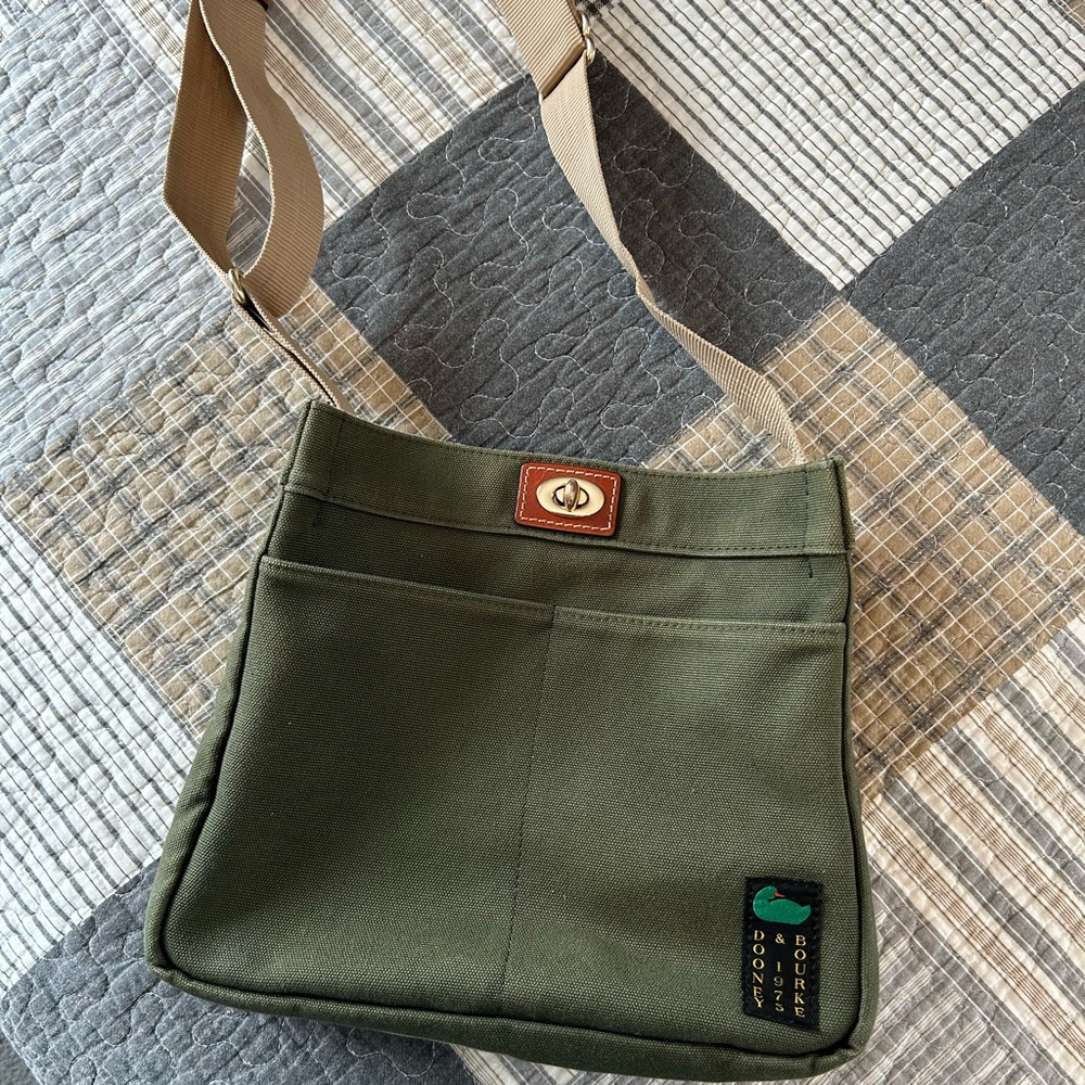 Dooney and Bourke Forest Green Canvas Messenger Bag size 28 nwot